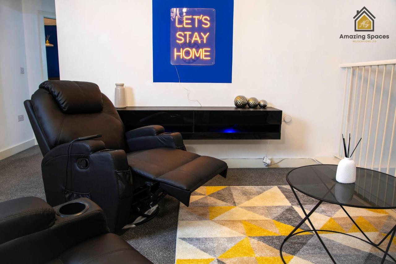 Large Unique 2 Bedroom Duplex Apartment With Private Parking & Free Wifi - Vat Qualifying By Amazing Spaces Relocations Ltd Warrington  Bagian luar foto