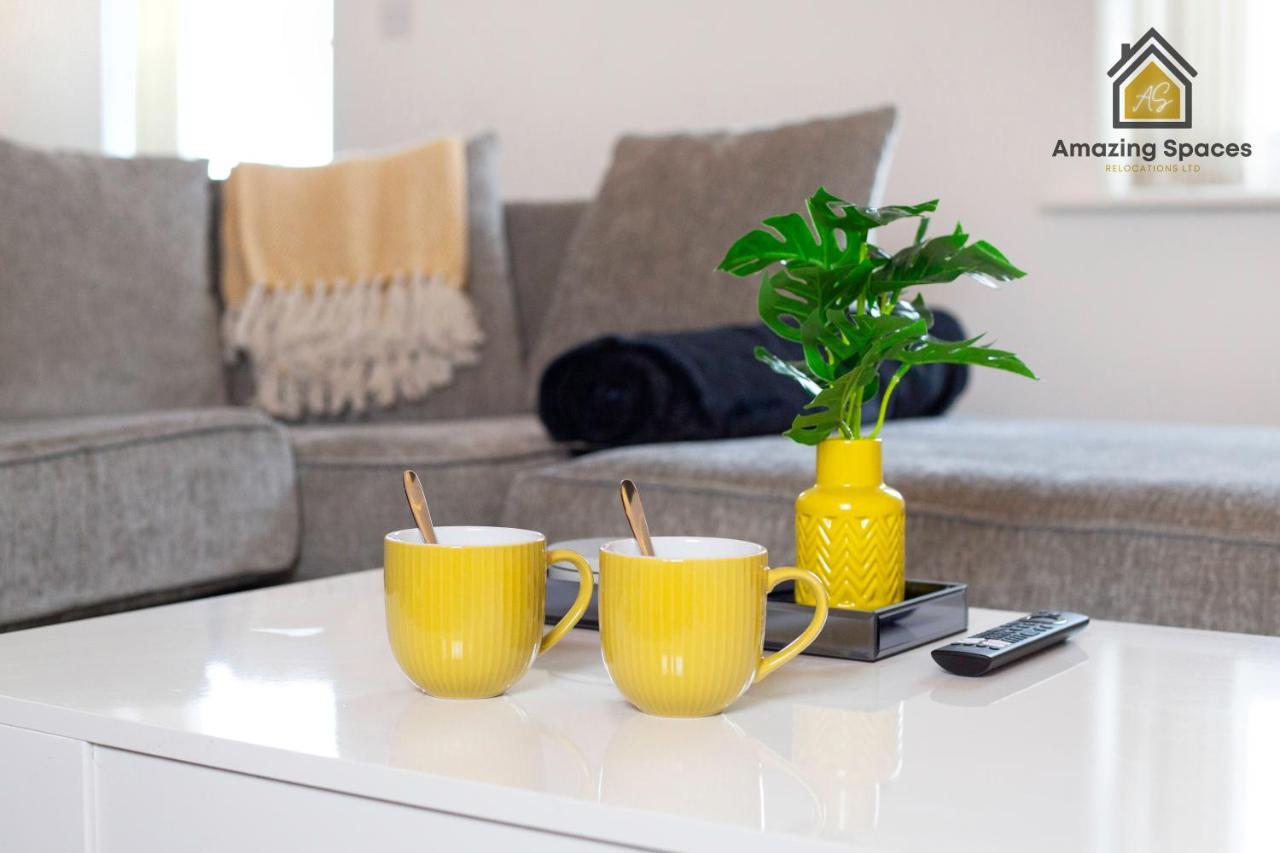 Large Unique 2 Bedroom Duplex Apartment With Private Parking & Free Wifi - Vat Qualifying By Amazing Spaces Relocations Ltd Warrington  Bagian luar foto
